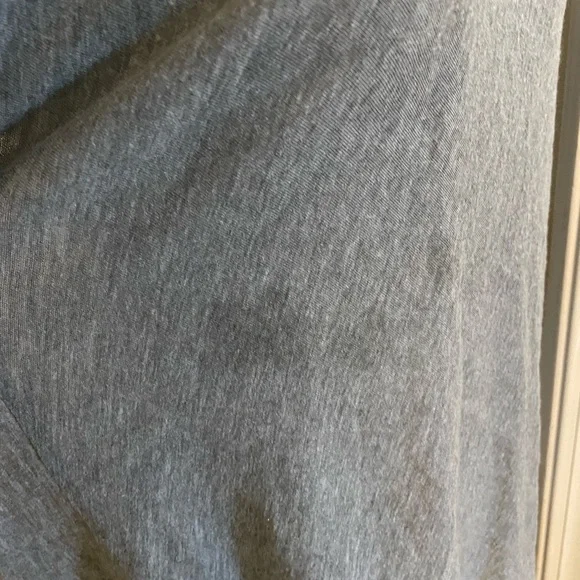 Very cool RVCA open back t-shirt - Picture 6 of 12